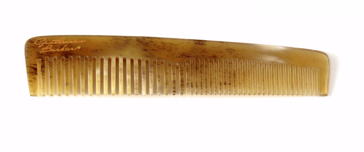 Gentleman Barbier - Peigne à barbe en corne - Gentleman Barbier - Ethni Beauty Market
